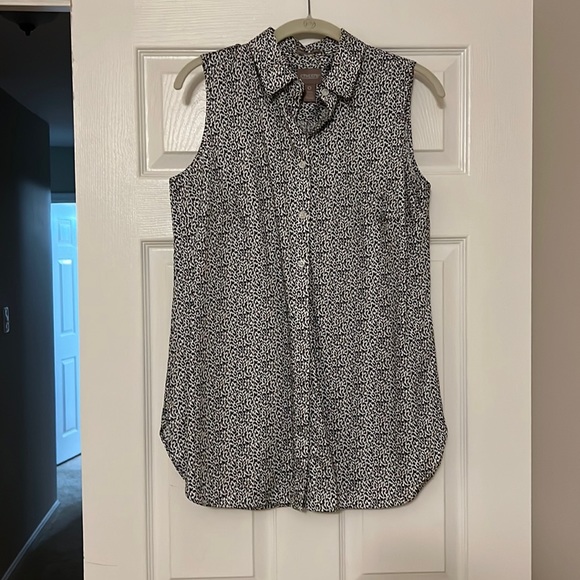 Chico's Tops - Chico’s sleeveless collared shirt animal print
